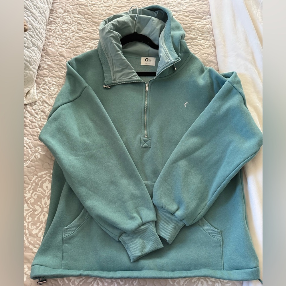 Zyia Evoke hoodie
